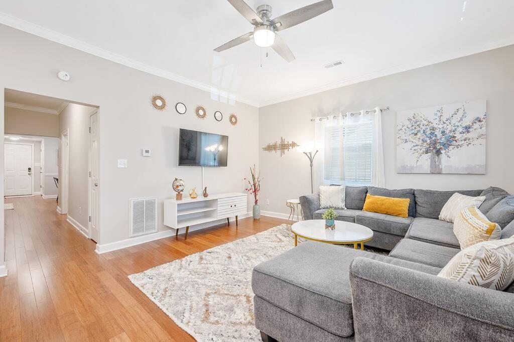 * Lux Modern Retreat * Downtown * King Beds * Apartment Durham Exterior photo