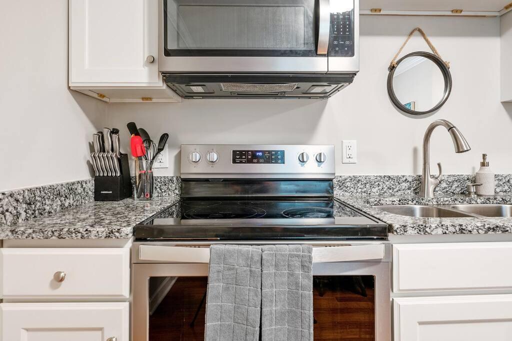 * Lux Modern Retreat * Downtown * King Beds * Apartment Durham Exterior photo